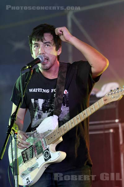 FIDLAR - 2013-06-30 - PARIS - Hippodrome de Longchamp - Zac Carper